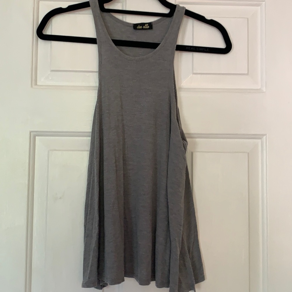 Gray tank top